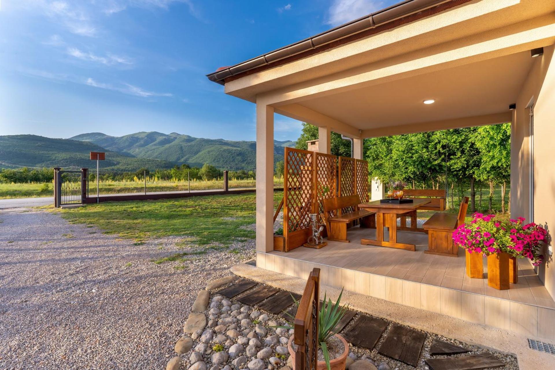 Chalet House Family Podhum Drazice